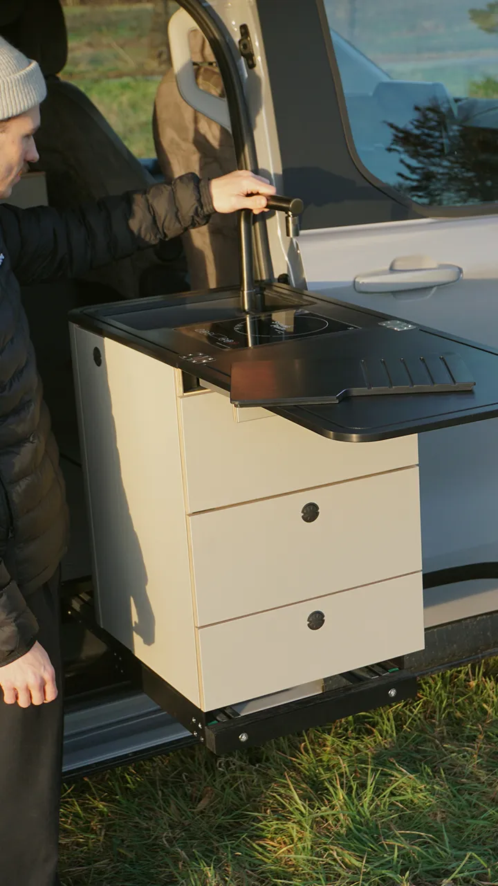 y6 3 720 x 1280 90501363